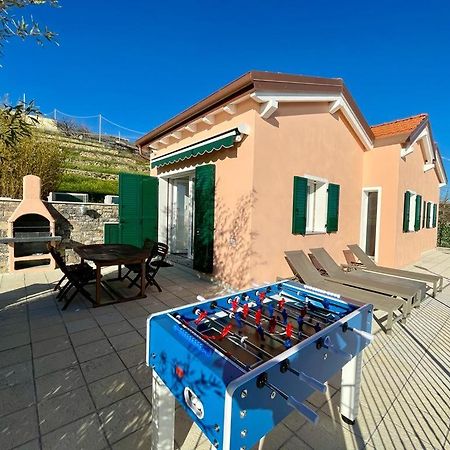 Villetta Sole Mare Santo Stefano al Mare Luaran gambar