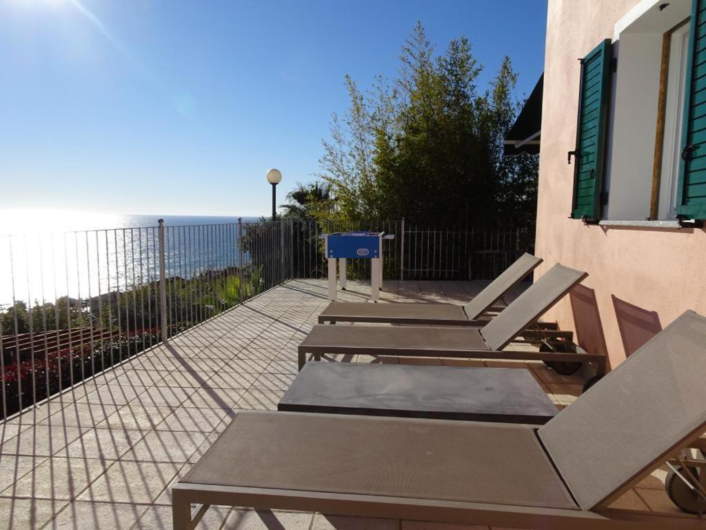 Villetta Sole Mare Santo Stefano al Mare Luaran gambar