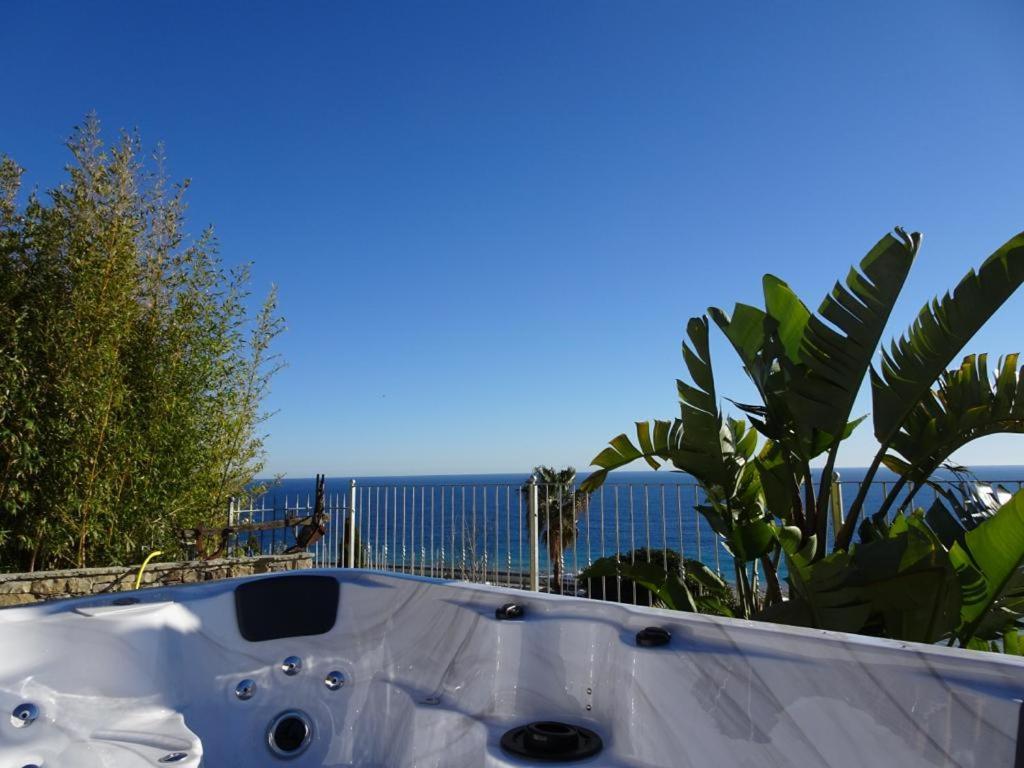 Villetta Sole Mare Santo Stefano al Mare Luaran gambar